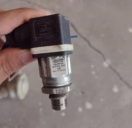 JUMO MIDAS S05 401010 000 0-25 bar 4-20 mA