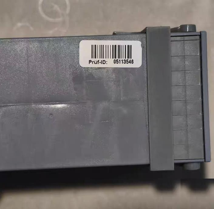 JUMO dTRON 316 703041 181-000-23 000 AC DC 20-30V 230VAC 3A 8VA CE UL