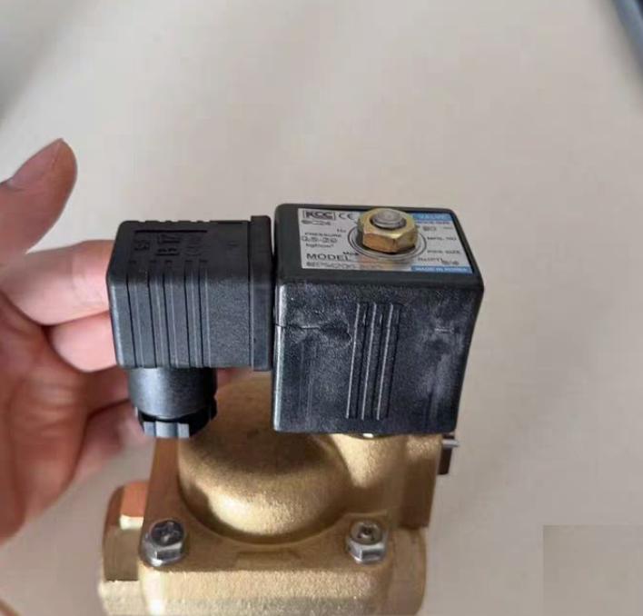 KCC HPM206-20D AC220V 60Hz 0 5-20kg cm²