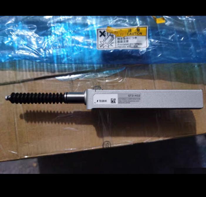 KEYENCE GT2-H32 2
