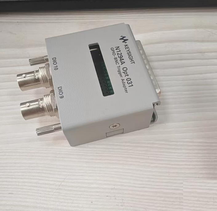 KEYSIGHT N1294A OPT 031 B2900A GPIO - BNC