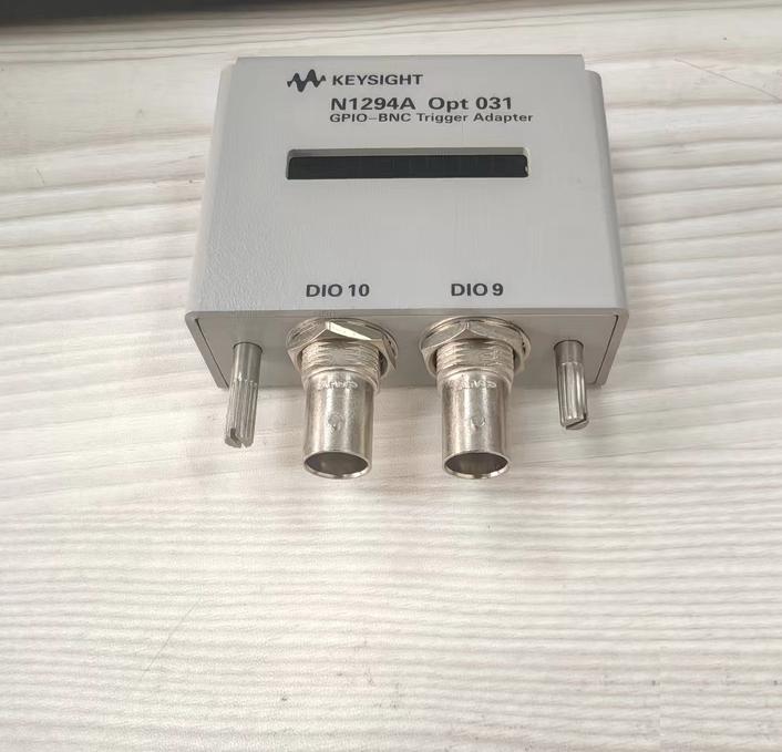 KEYSIGHT N1294A OPT 031 B2900A GPIO - BNC