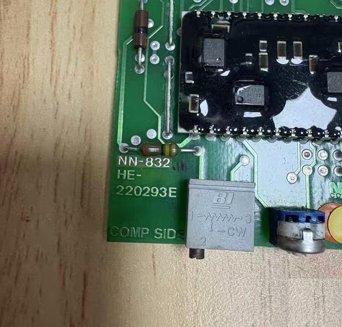 KONGSBERG NN-832 16 HE-220293E PCB LM317 3296 NN-832