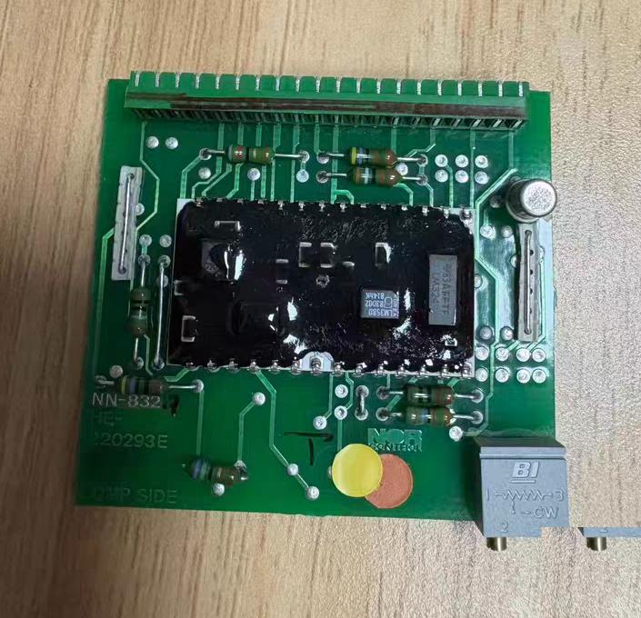 KONGSBERG NN-832 7 HE-220293E PCB LM317 3296 C4