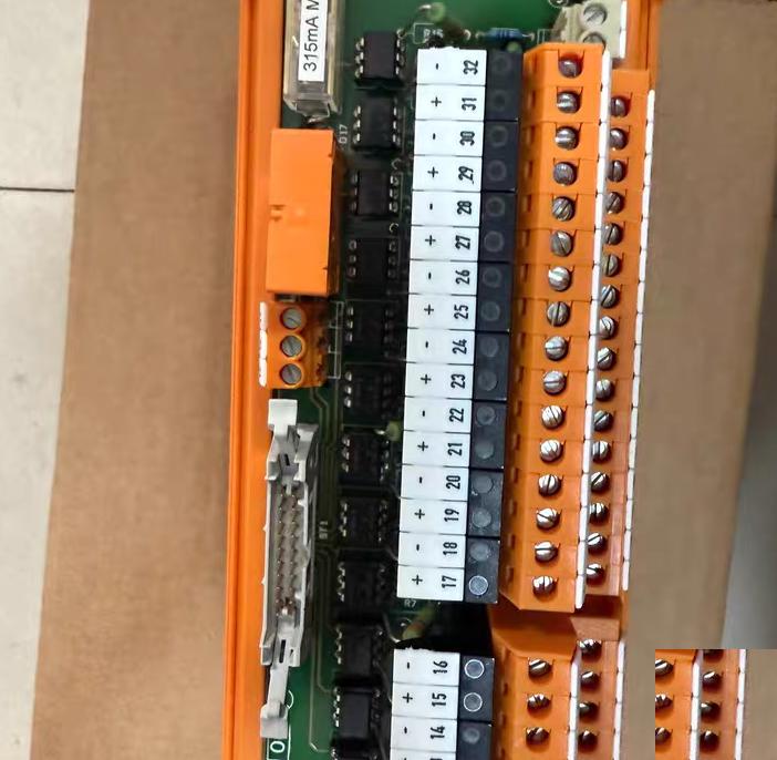 KONGSBERG Term module Dig lnp16ch sep supWeidmuller RSM 16O R 18-32vdc LPk2