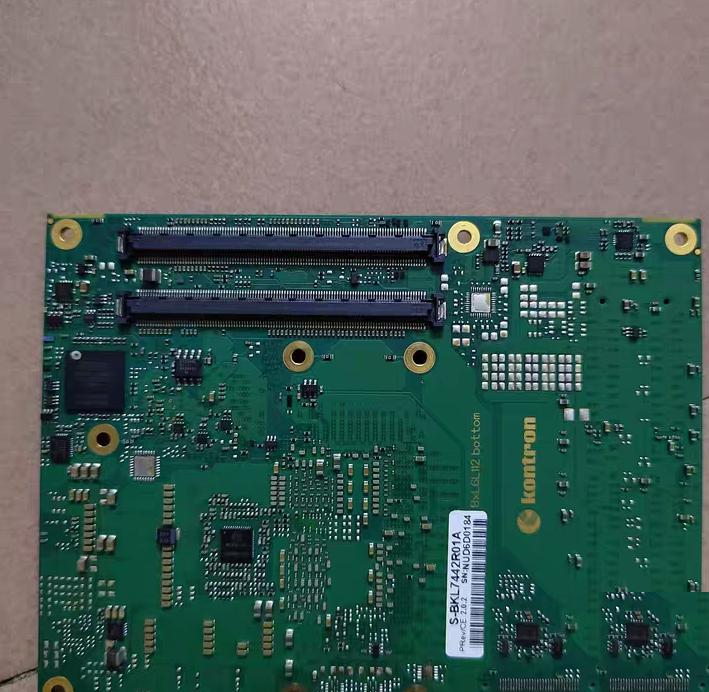 KONTRON BXL6L112 S-BKL7442R01A cpu