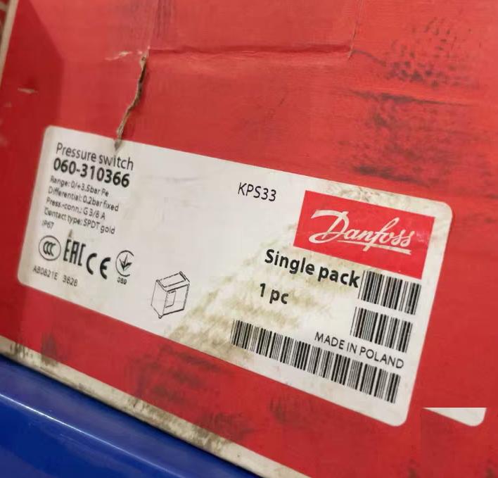 KPS33 060-310366 0-3 5bar 0 2bar G3 8 SPDT gold IP67