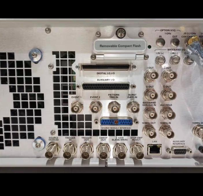Keysight E8267D PSG 250 kHz 44 GHz