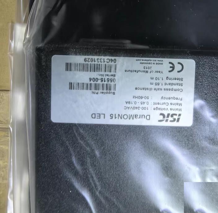 Kongsberg ISIC DuraMON15 LED 05515-004 2013 8 15 LCD 4 3 1024x768 100-240VAC