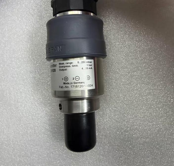 LABOM UNIVERSAL CB1020 1718120 10 004 0-250mbar 4-20mA