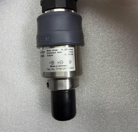 LABOM UNIVERSAL CB1020 1718120 10 004 0-250mbar 4-20mA