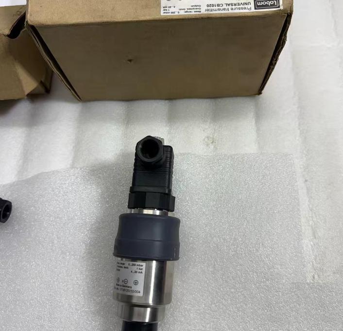LABOM UNIVERSAL CB1020 1718120 10 004 0-250mbar 4-20mA