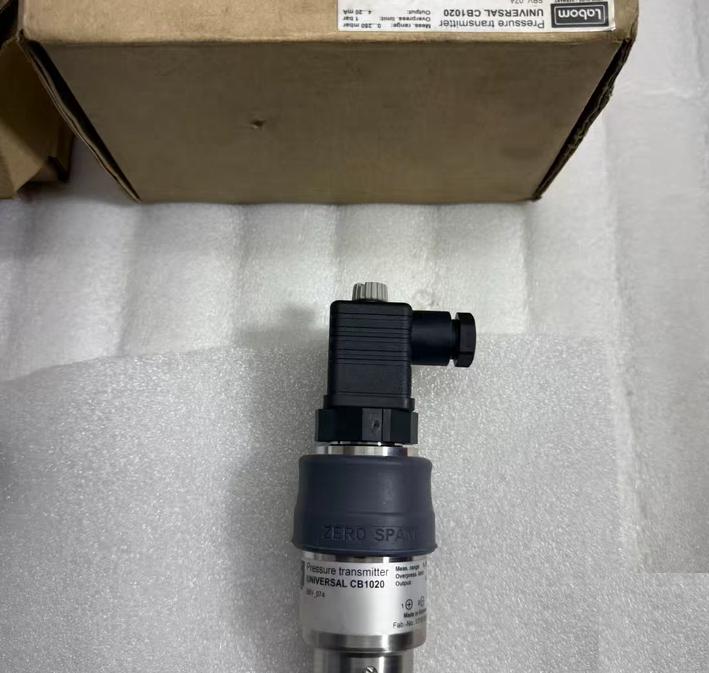 LABOM UNIVERSAL CB1020 1718120 10 004 0-250mbar 4-20mA