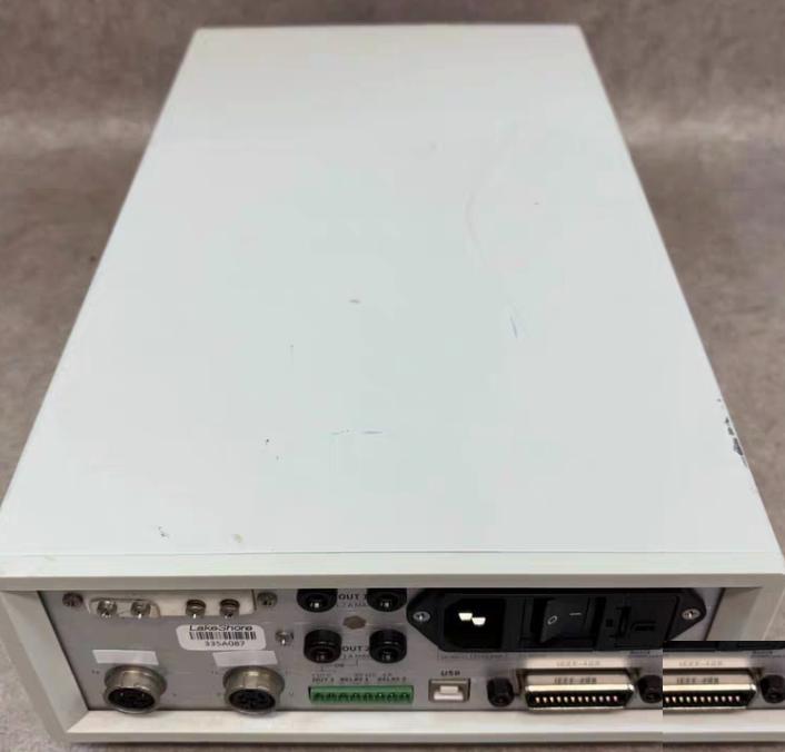 LAKESHORE 335 Cryogenic Temperature Controller