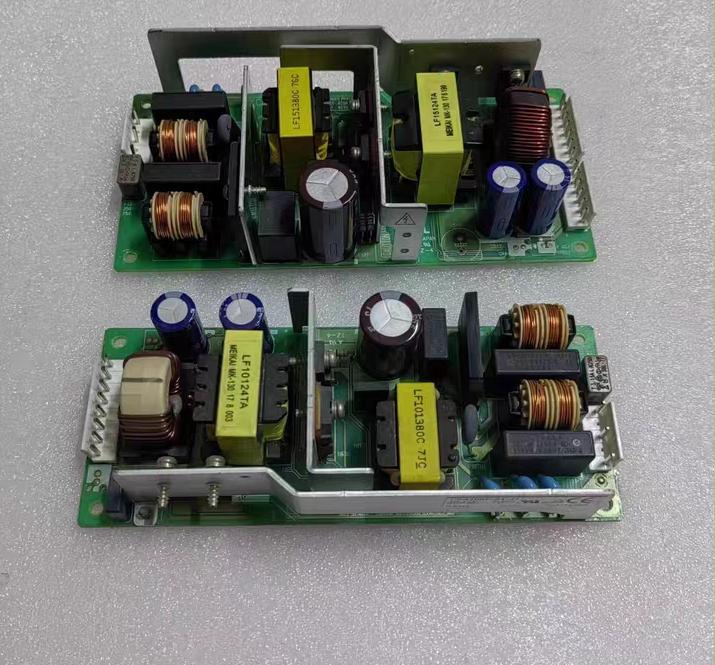 LFA150F-24-J1       24V 6 3A 150W  4 3A 100W