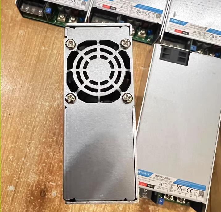 LMF600-20B12       12v50A
