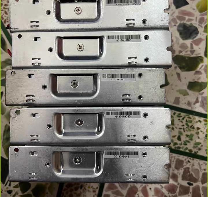 LRS-100-12 100W  12V  8 5A                              19        129-97-30MM      100-240VAC     12VDC 8 5A 100W