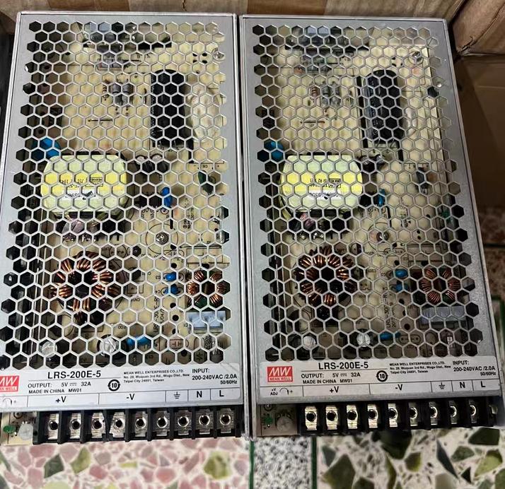 LRS-200E-5     200W5V32A   54