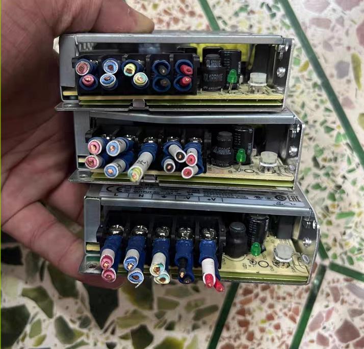 LRS-75-15  15V   5A   75W                                  18