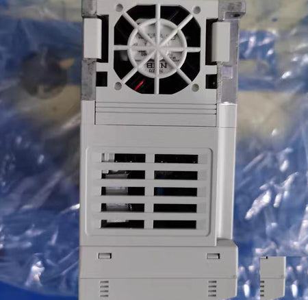 LS LSLV0008S100-2EONNS 200-240V 0-400V 3 0 01-400Hz 1 9kVA 1