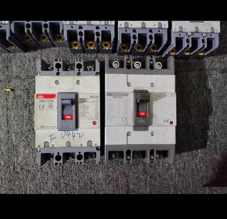 LS MEC ABS 33b 15A 20A 30A 10 ABS 103b 100A 1 ABS 203c 125A 1 ABN103c 75A 2 EBN103c 100A 1