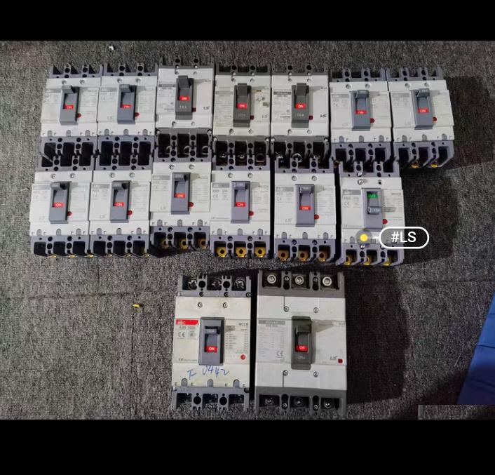 LS MEC ABS 33b 15A 20A 30A 10 ABS 103b 100A 1 ABS 203c 125A 1 ABN103c 75A 2 EBN103c 100A 1