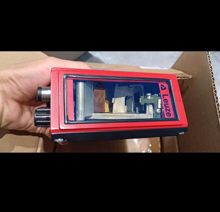 Leuze BCL 501i SN 102 50105472 5500 N2-4