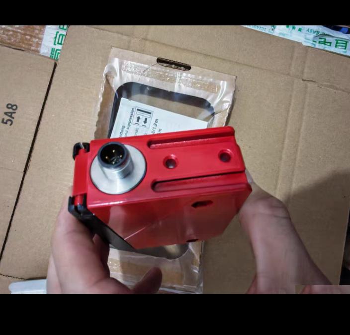 Leuze HRT 96M P-1600-2000-42 50060857 2800 N3-3