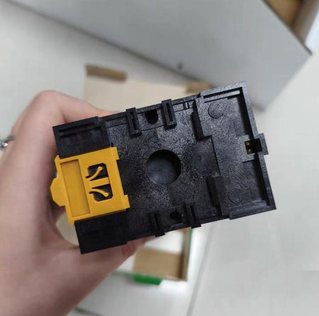M-SYSTEM ARB-4142-H Pt100 -200 200℃ 220V AC