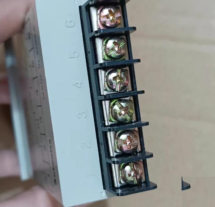 M5Y-C 300 G6-4