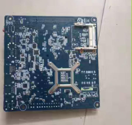 MANO860 17 17cm 4 USB 3 SATA 6