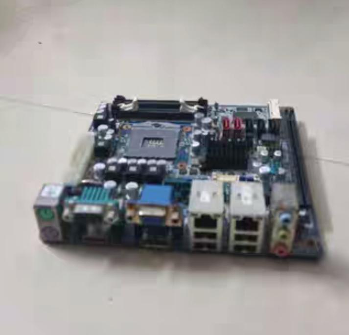 MANO860 17 17cm 4 USB 3 SATA 6