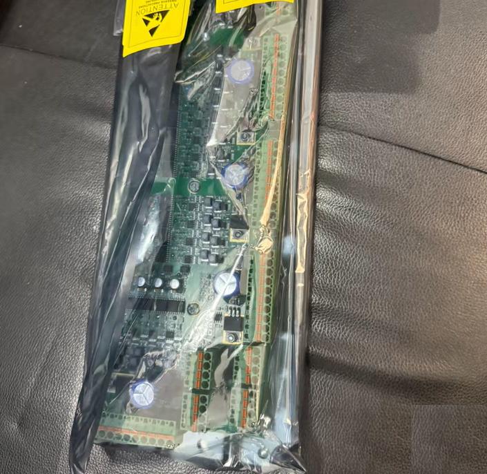 MAN 1142867-3 1 8 2