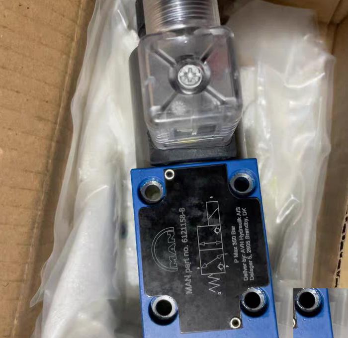 MAN part no 6121158-8