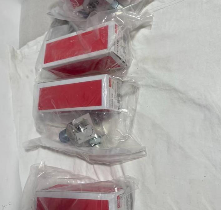 MBS3300060G6132 0-6bar 4-20 mA 4