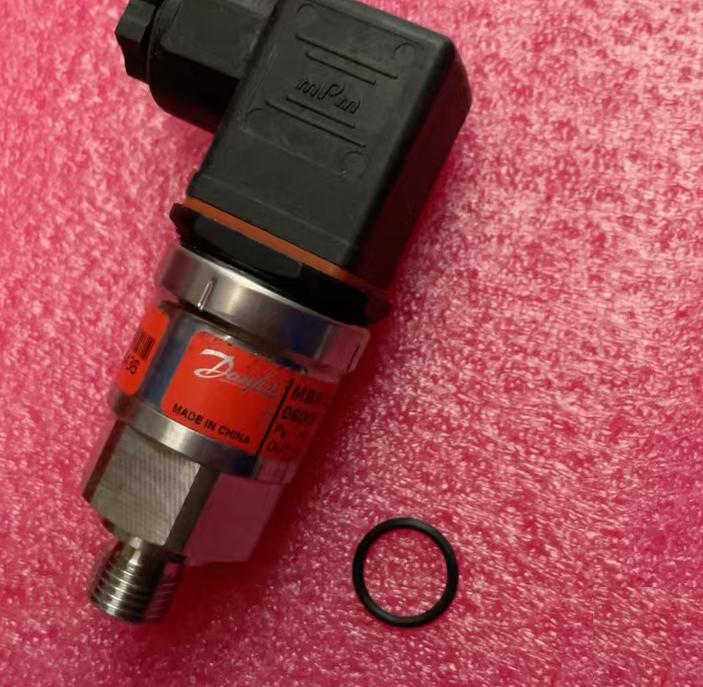 MBS 3050 060G1151 0-100bar 4-20mA
