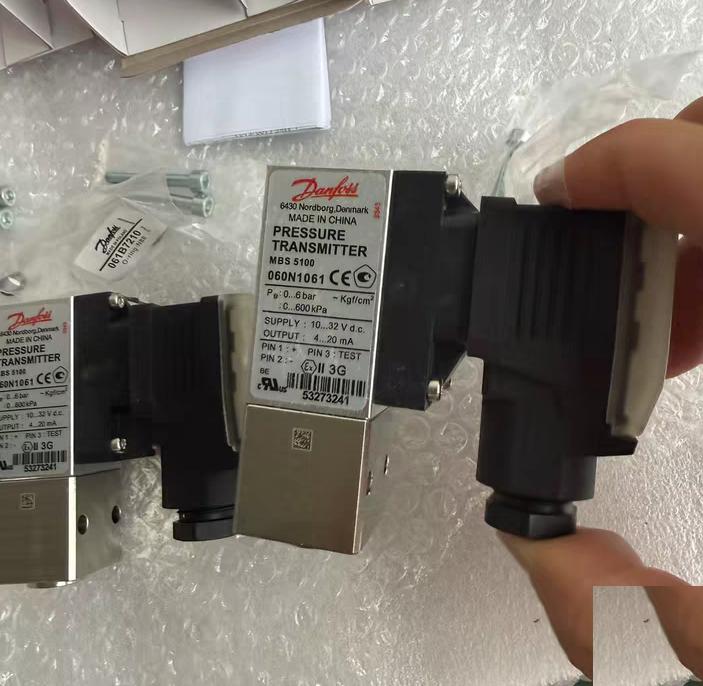 MBS 5100 060N1061 0-6bar 4-20mA 10-32V 4