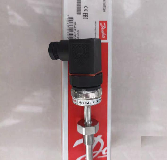 MBT 5560 084Z4205 4-20mA 0-200℃ 10-32VDC