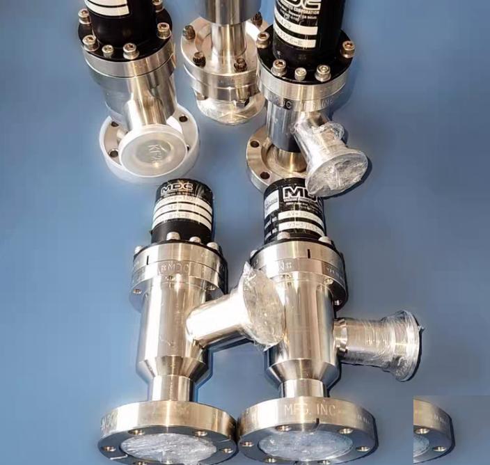 MDC 990429 AMAT 3870-01335 APPLIED MATERIALS VALVE PNEU-ACT RTANG 1OD 2 75CF AIR-OPE 3870-01335AV-100M-P-1039CF35 KF25 5