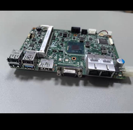 MIO-5251 3 5 J1900 USB LVDS