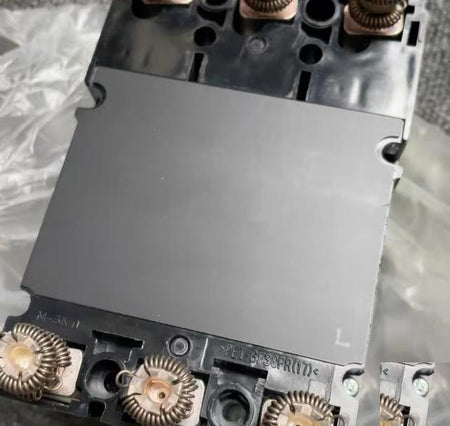 MITSUBISHI NF125-SW 15A 3P AC220V