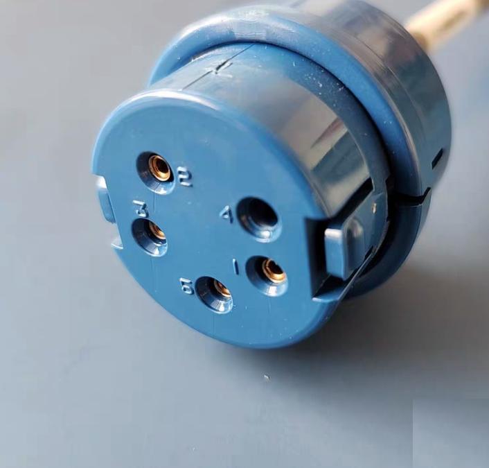 MKS 100016983-0 5 CABLE ASSY 937B 946 TO GP275 0 5FT 3