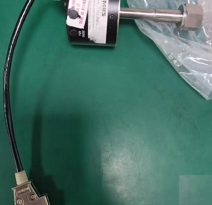 MKS 122AA-00002BB BARATRON 2 TORR 2 122A 122A