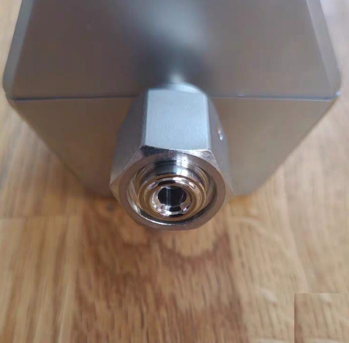 MKS 226A-29935 differential Pressure Transducer model 226 Pressure range 500 Torr supply 13 - 32 VDC output 4-20 mA brand new10 12
