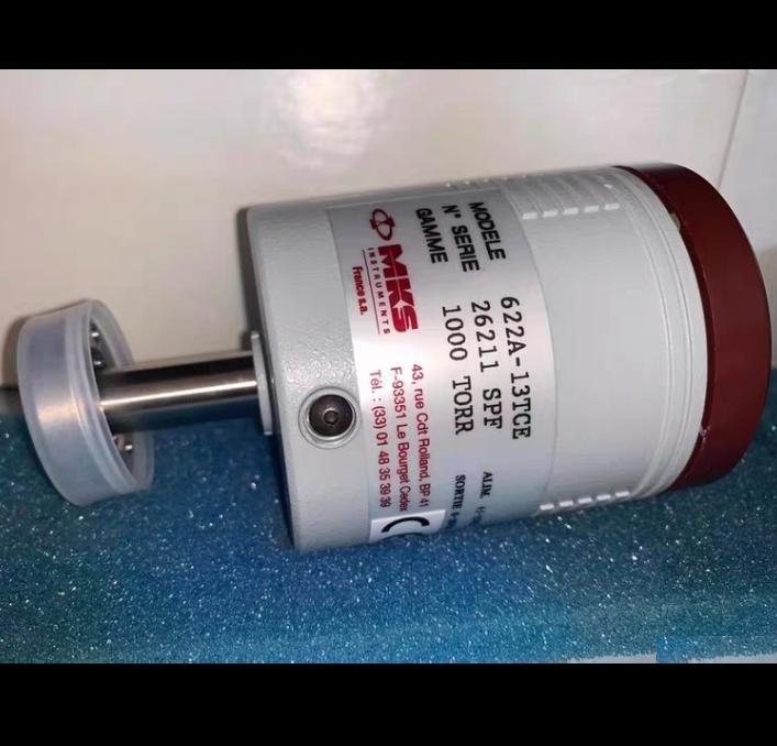 MKS 622A13TCE 1000 TORR 622 Baratron Pressure Transducer CF16 1 33 OD 33 8 mm Conflat rotatable