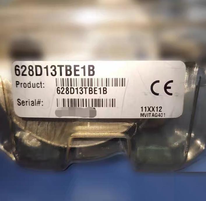 MKS 628D13TBE1B 628D13TBE1B Heated Capacitance Manometer 1 000 Torr 100 C 8 VCR-F DB15 w Thread Lock 0-10 VDC Vertical Calibration 1