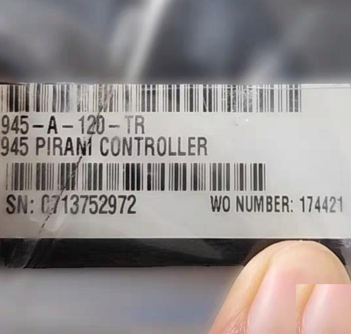 MKS 945-A-120-TR 120 volts Torr readout 2