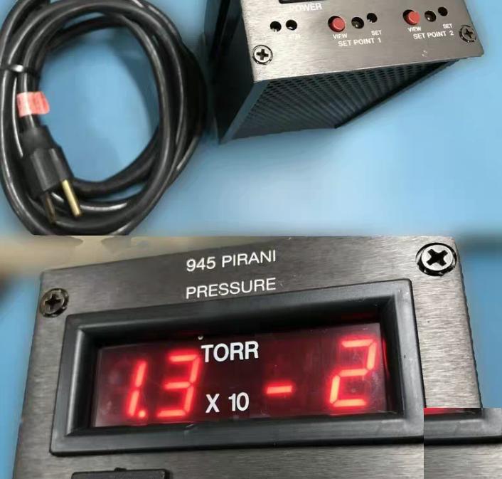 MKS 945-A-120-TR 120 volts Torr readout 2