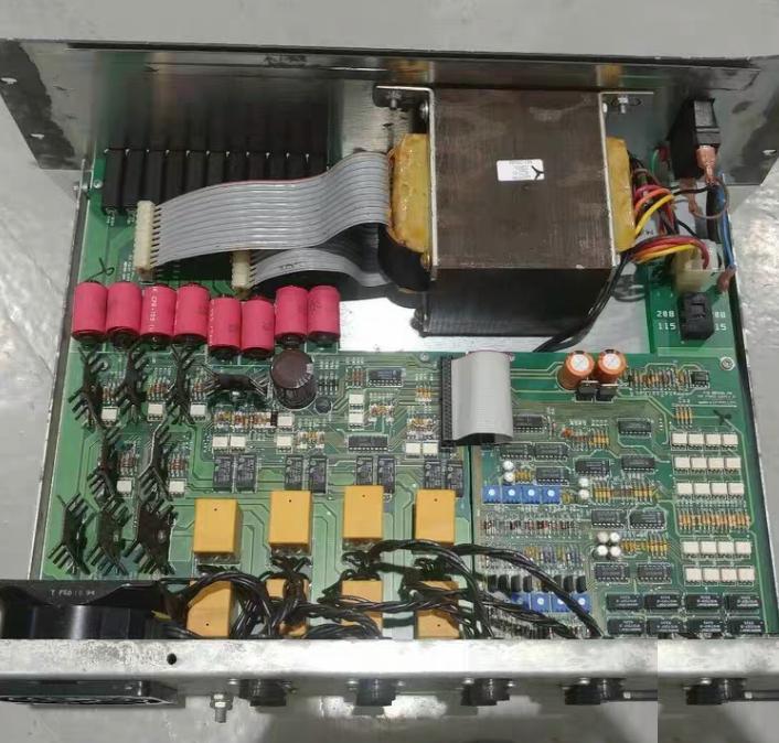MKS GP ION GAUGE P S 332102 A B BOARD A B