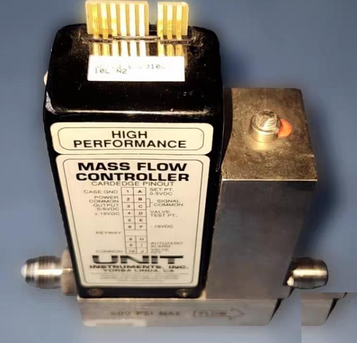 MKS UFC-1100 N2 10L MFC